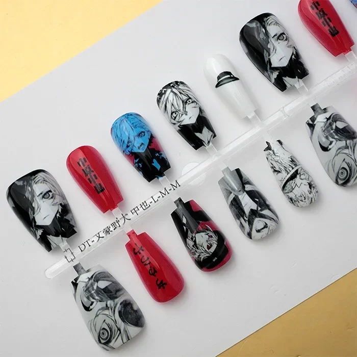 

Dazai Osamu Nakahara Chuya Anime Short Coffin Fake Nails Cute Cartoon Nail Art Accessories Kawaii Manga Style Manicure Nail Tips