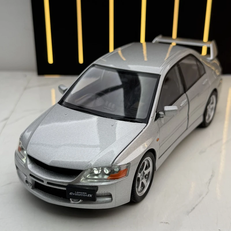 

1:24 Lancer EVO IX EVO 9-й спортивный автомобиль, модель автомобиля из сплава, модифицированный металлический литой под давлением игрушечный автомобиль, имитация звука, свет, подарки для детей