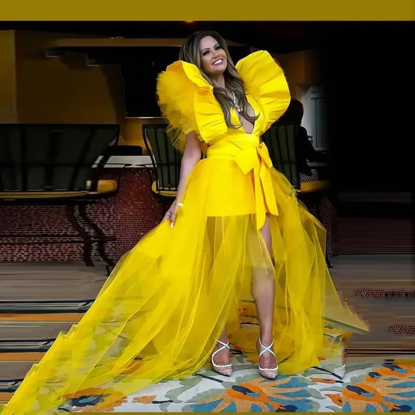 فساتين تول صفراء ساحرة مضيئة الخصبة فساتين حفلات Ruched شفافة شفافة طويلة فستان الحفلات انفصال Overskirt الطبقات