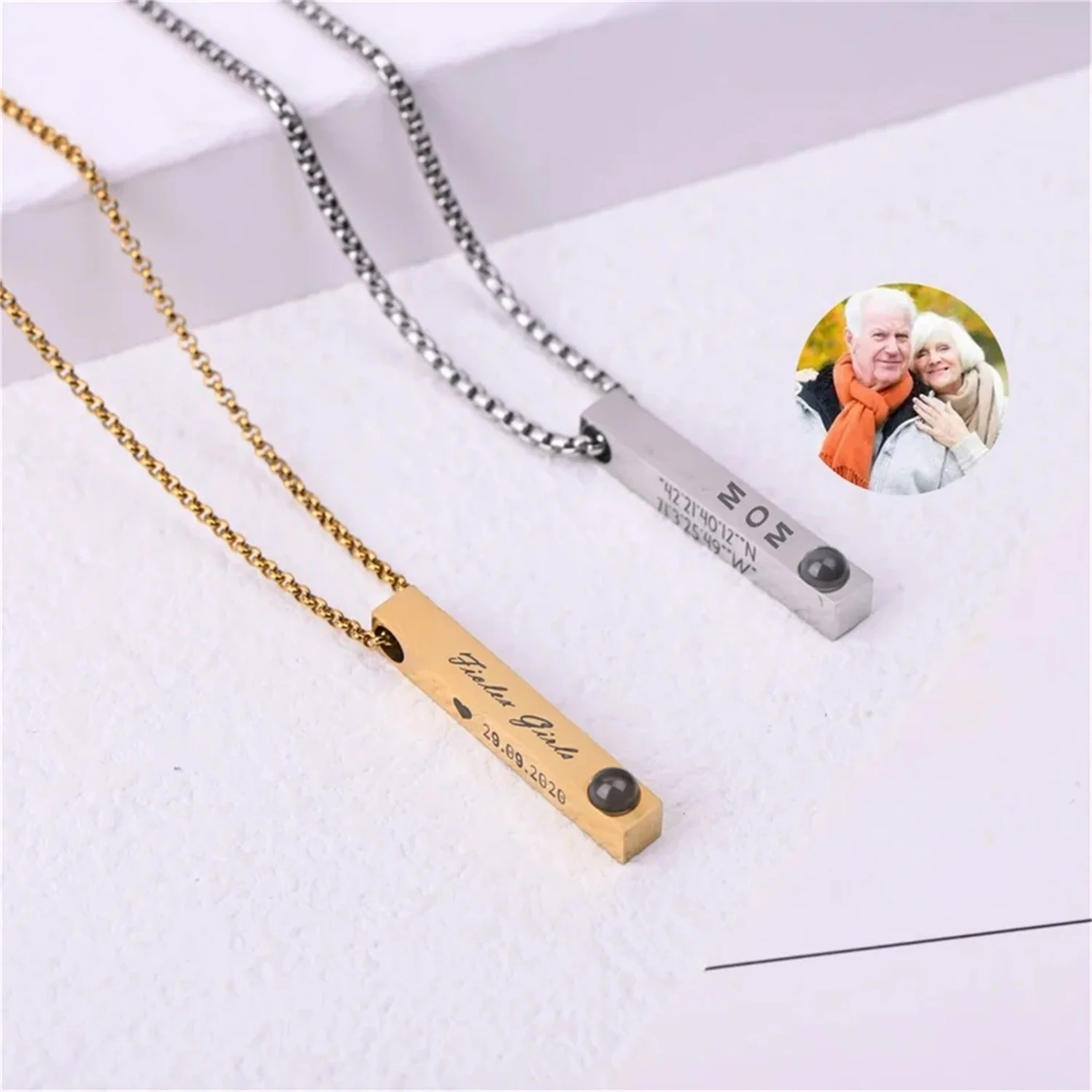 

Projection Photo Necklace Engraving Name pendant Custom Photo Necklace Memorial Necklace Engraved 3D Pendant Couple Family Gift