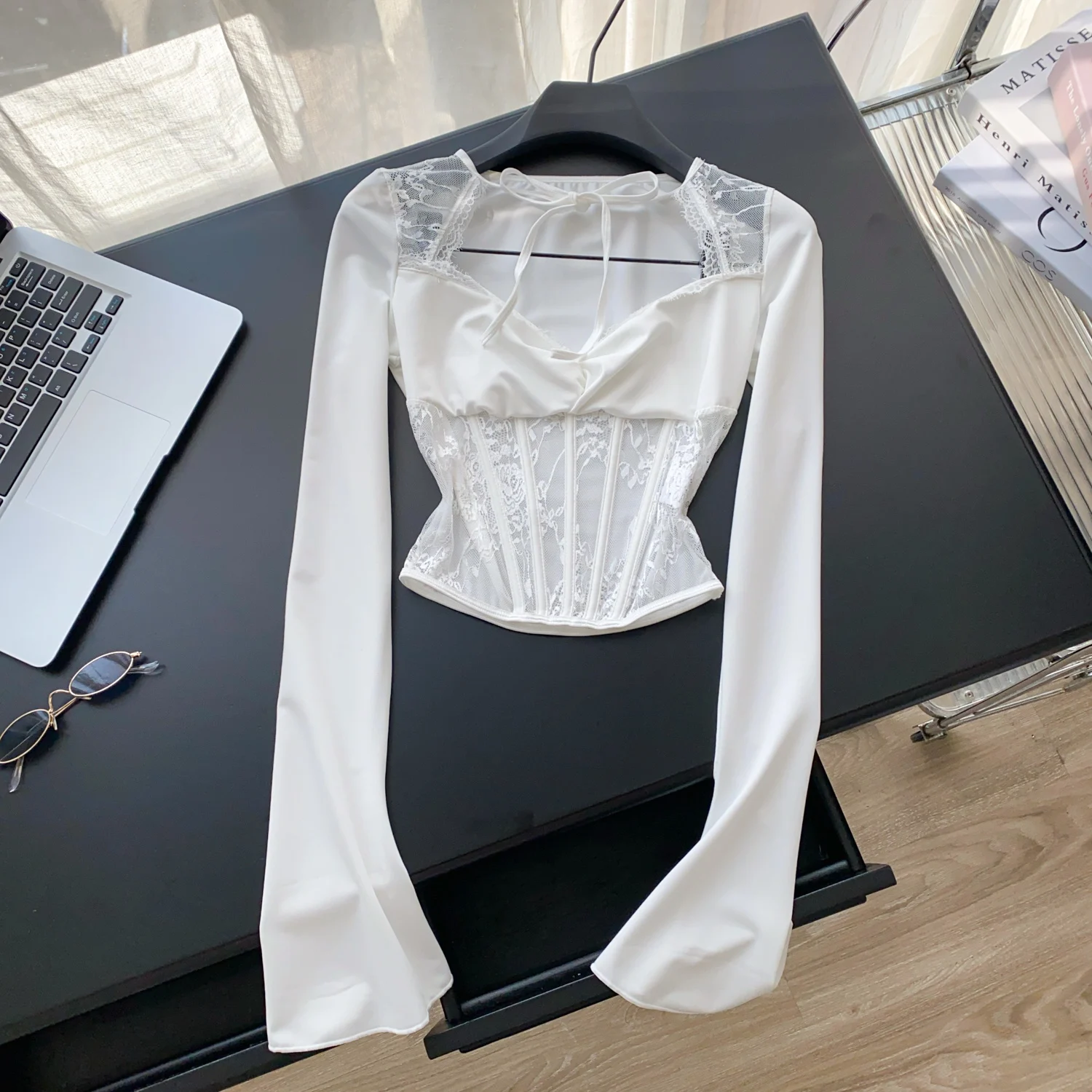 Frauen Weiß Geburtstag Fishbone Tops Dame Sexy Hotsweet Shirts Weibliche Party Nachtclub Patchwork Festival Urlaub Datum Pullover