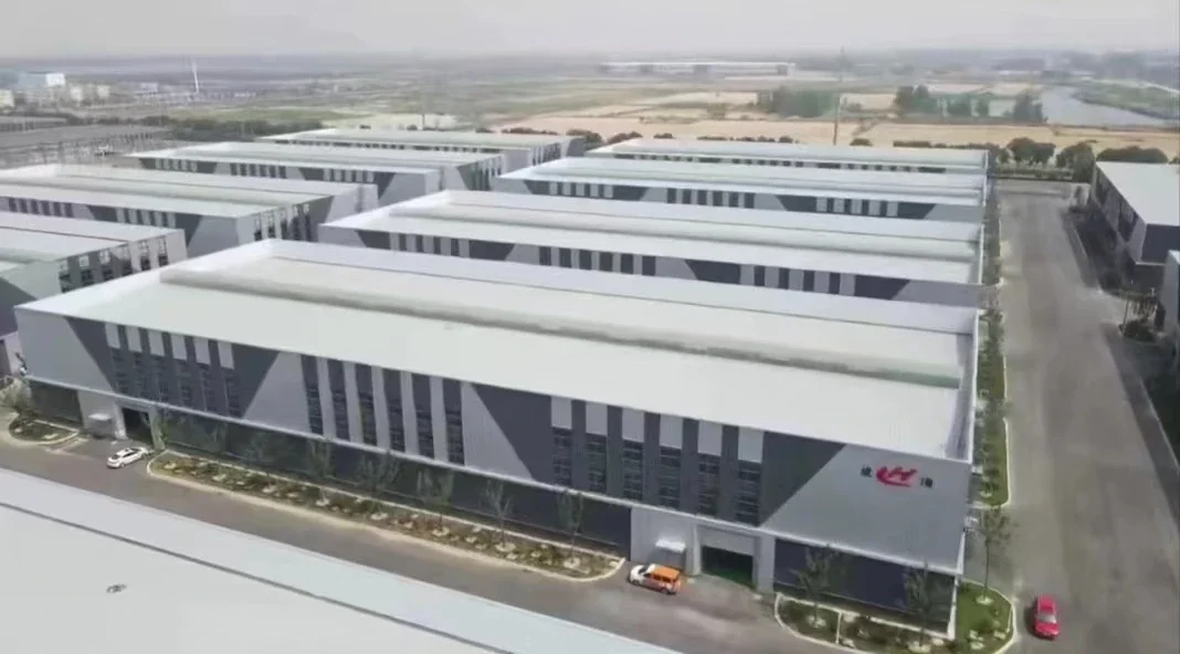 Precision machine tool for drilling and milling ZX6350A