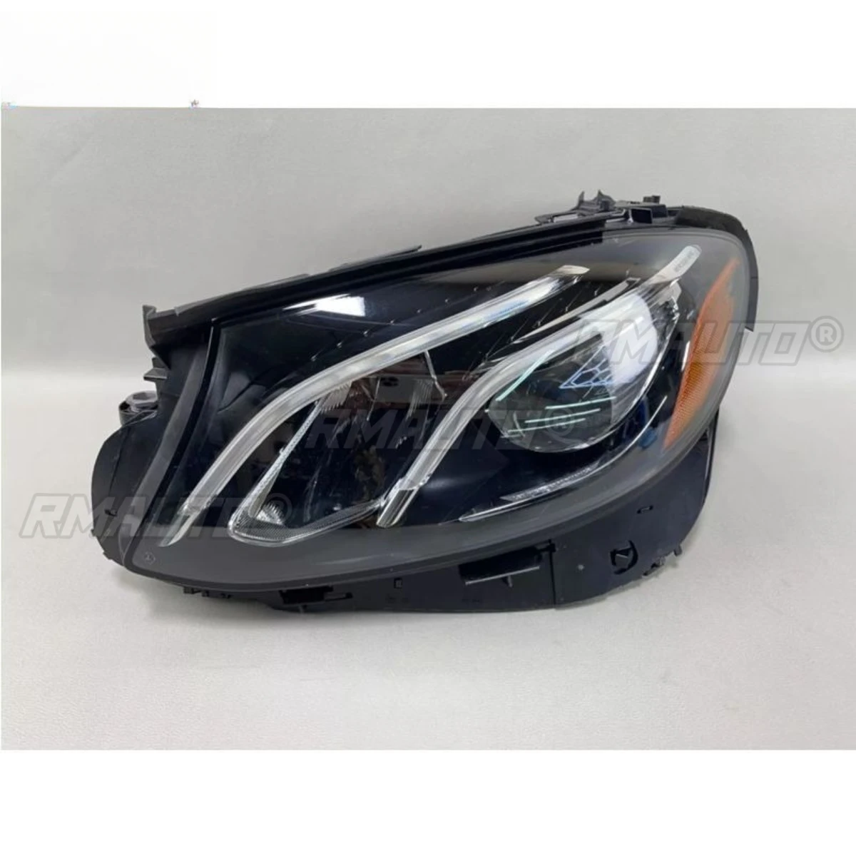 Left Right Fog Lamp LED Daytime Light Front LED Headlamp Assembly Wide Light Lamp For E-Class W213 2016-2019