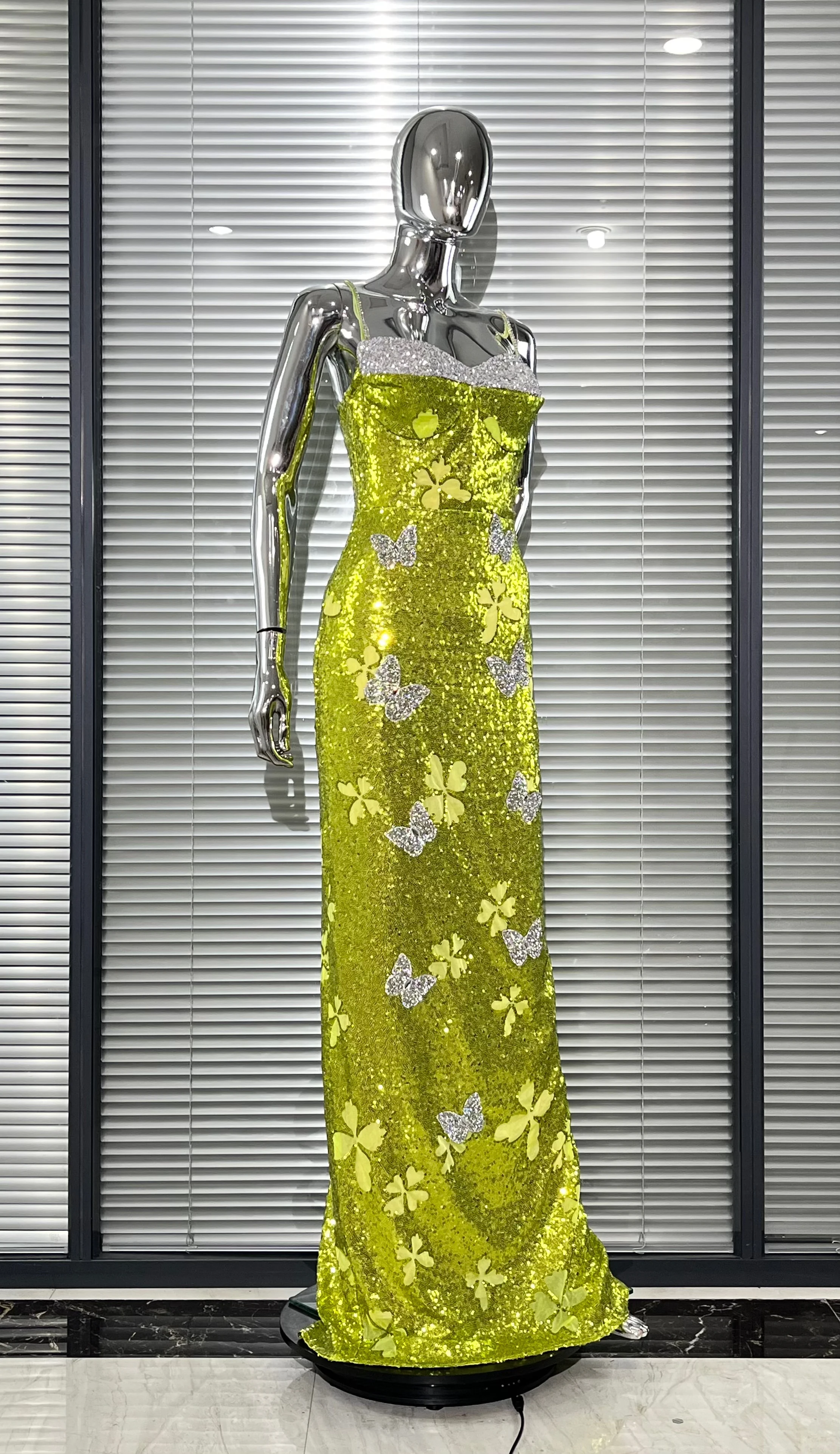Haute Couture Shining Butterfly Diamonds Yellow Green Sequins Floor Length Dress Birthday Party Dress Celebrity Banquet Outfit view 5