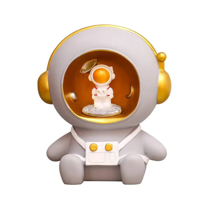 Creative home decoration, astronaut piggy bank, children's room decoration, office desktop knick knacks