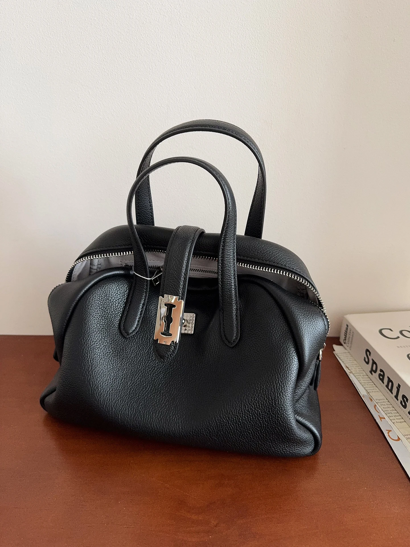 

Модная универсальная повседневная сумка через плечо из воловьей кожи с верхним слоем, сумка через плечо для молодежи и взрослых