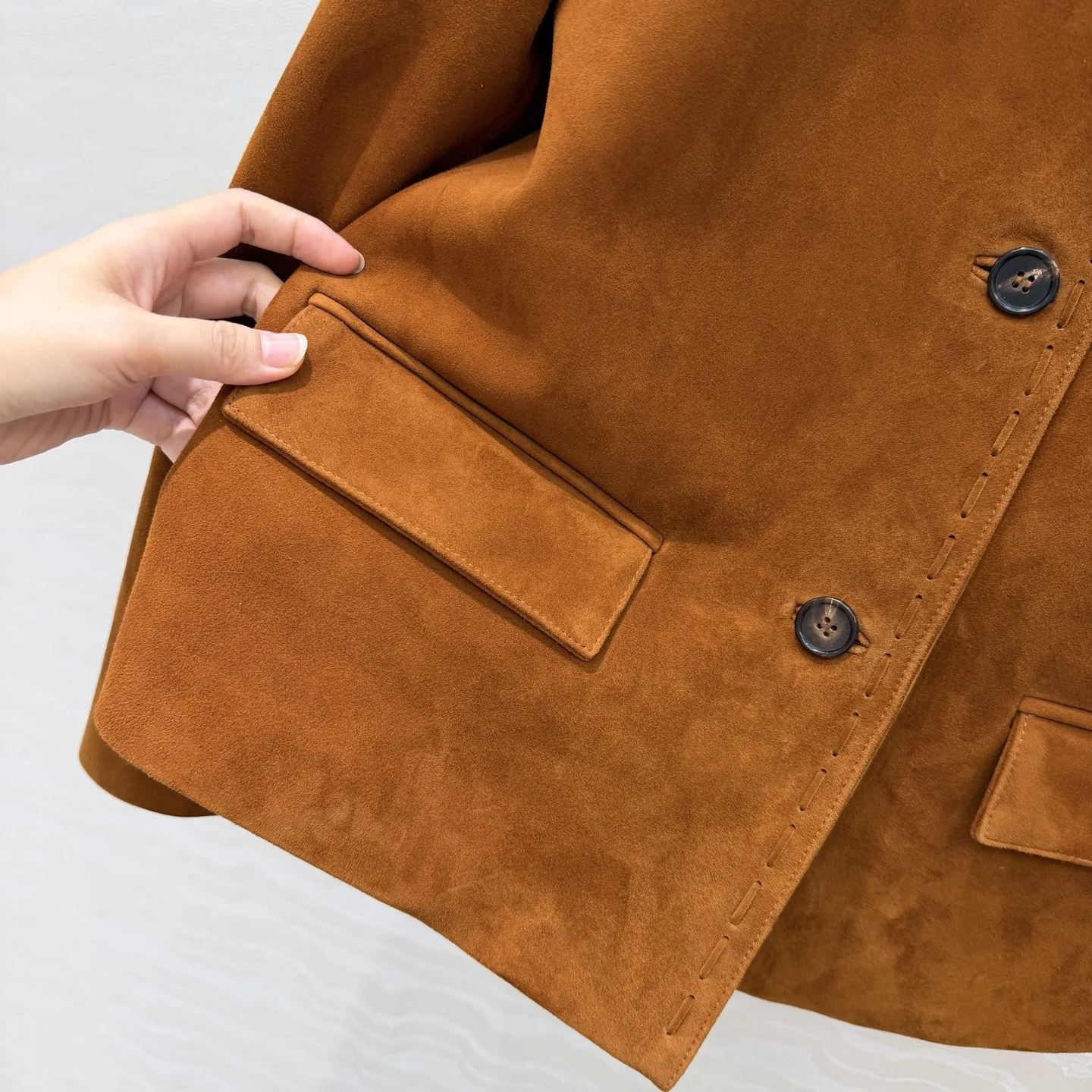 Women Vintage Brown Suede Lapel Blazer Leather Jacket, Sweet Girlish Style With Workwear Pockets, Classic H‑shape Loose Fit Vers
