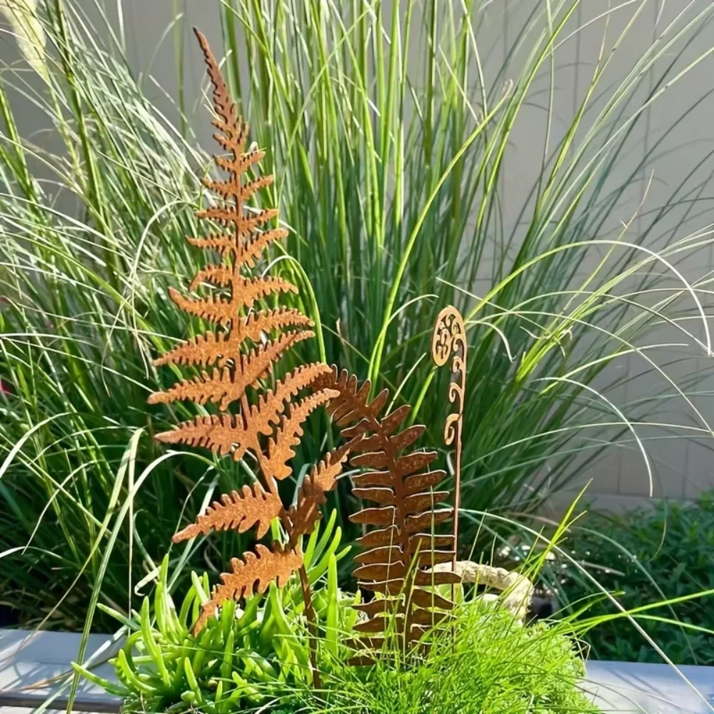 Rusty Fern Leaves Garden Stake Metal Bouquet Rusted Metal Plant Stake Outdoor Garden Art Home and Garden Decor Ornament for Yard - view 4