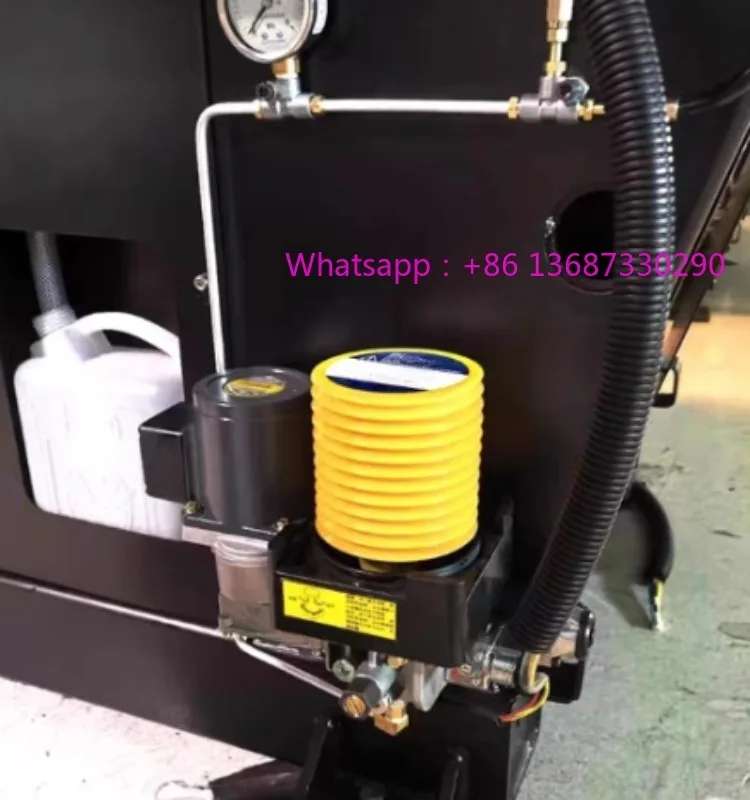 machine-de-moulage-par-injection-d'acier-poinconneuse-graisse-lubrifiante-au-beurre