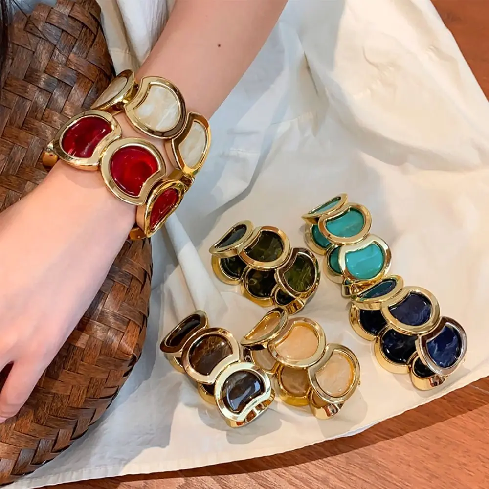 Gold Tone Alloy Acrylic Bracelet Geometric Links Stretch Fit Chunky Link Bracelet Translucent Panels Women's Stretch Bracelet