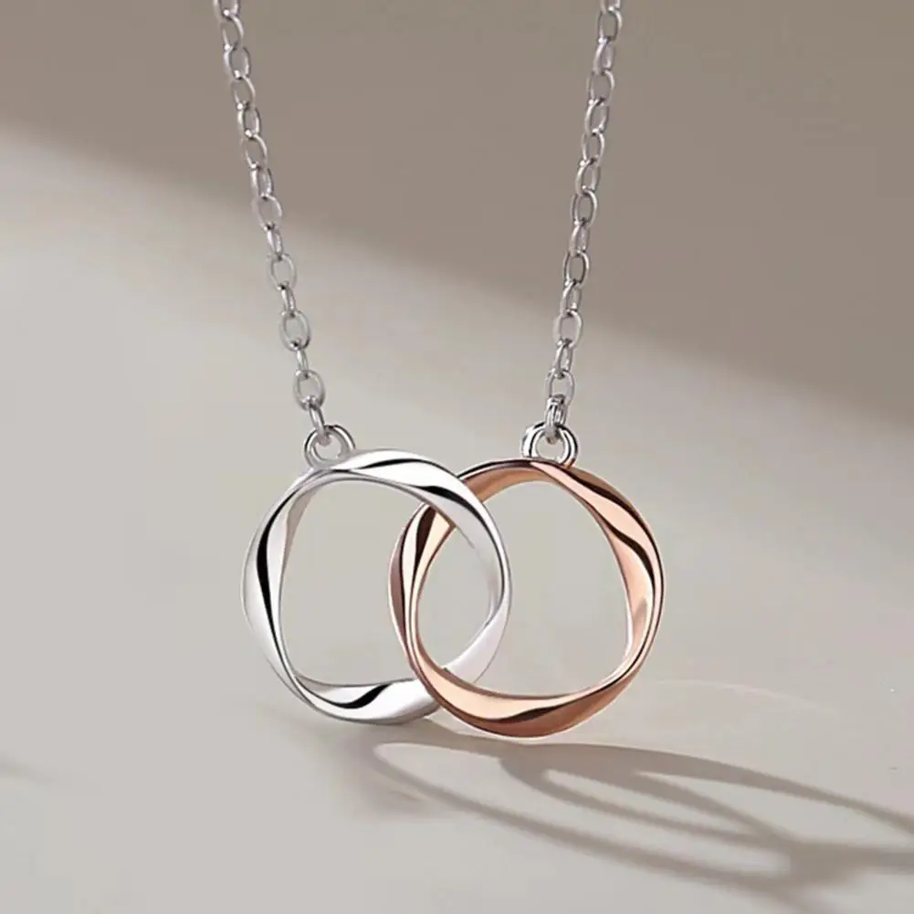 Shiny Necklace Intertwined Rings Couple Necklace Mobius Strip Endless Circle Pendant Gift for Valentine's Day Anniversary Men