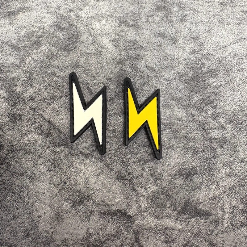 Two-Tone Cool Lightning Symbol Design Armband, Includes Fleece Backing, Pvc Applique, Decorative Patch Badge for Bags and Clothing Accessories
