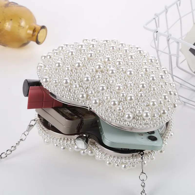 Bolso de mano con perlas para mujer, bolso de diseñador de lujo con forma de corazón, bolsos de noche con cadena, bolso de mano a la moda para fiesta de boda