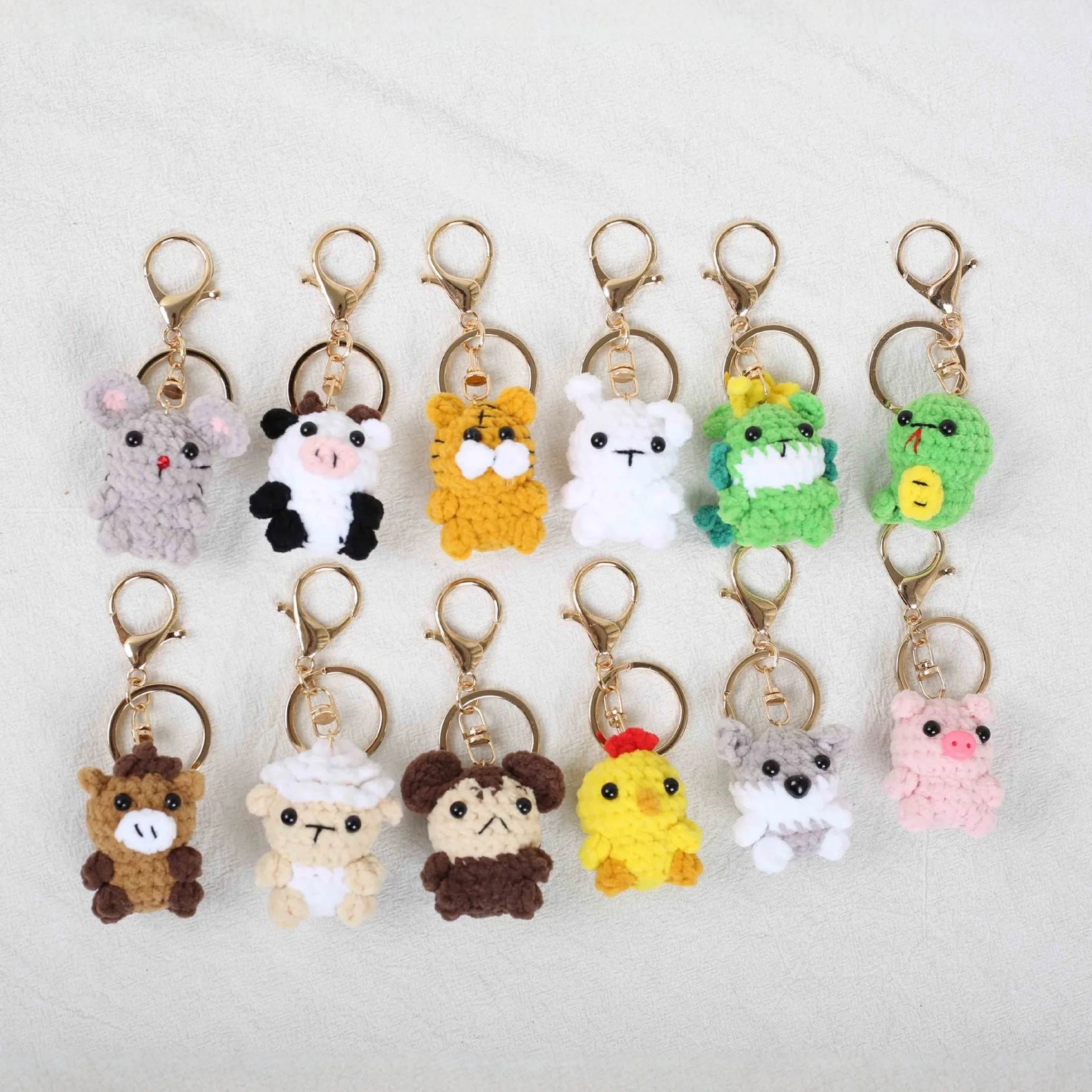 

Chinese Zodiac Candy Bean Keychain Handmade Weaving Cute Children Creative Companion Gift Bag Pendant Accessories