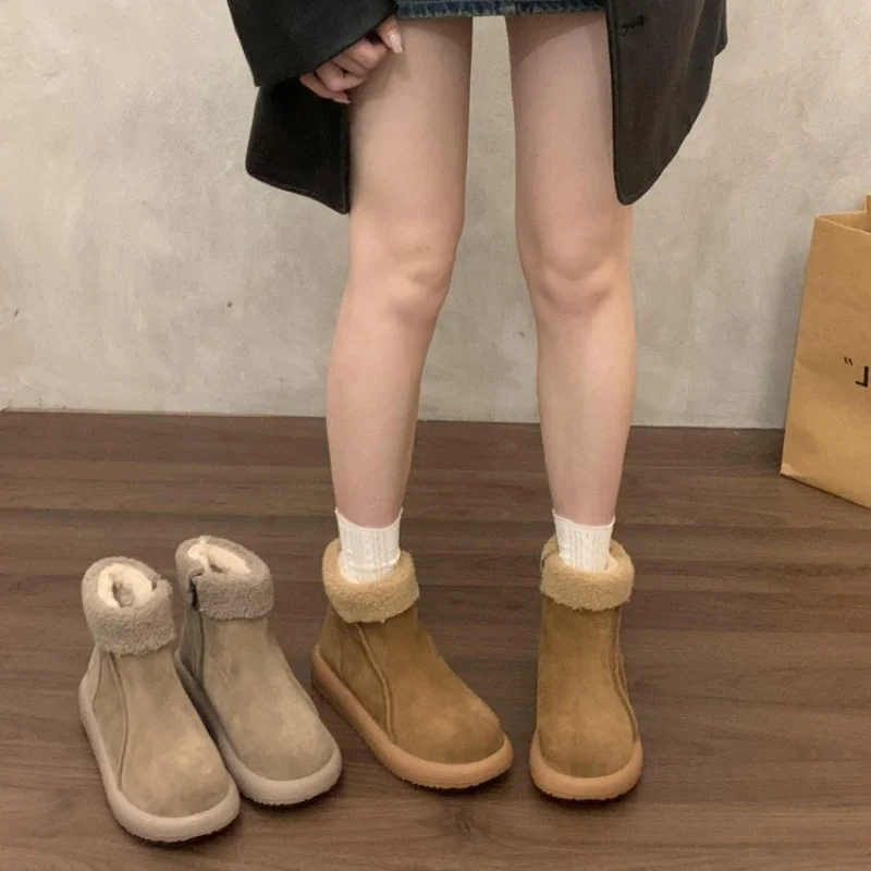 

2025 Зима Новые короткие ретро замшевые ботинки из натуральной кожи с флисовой подкладкой, теплые снежные ботинки для женщин