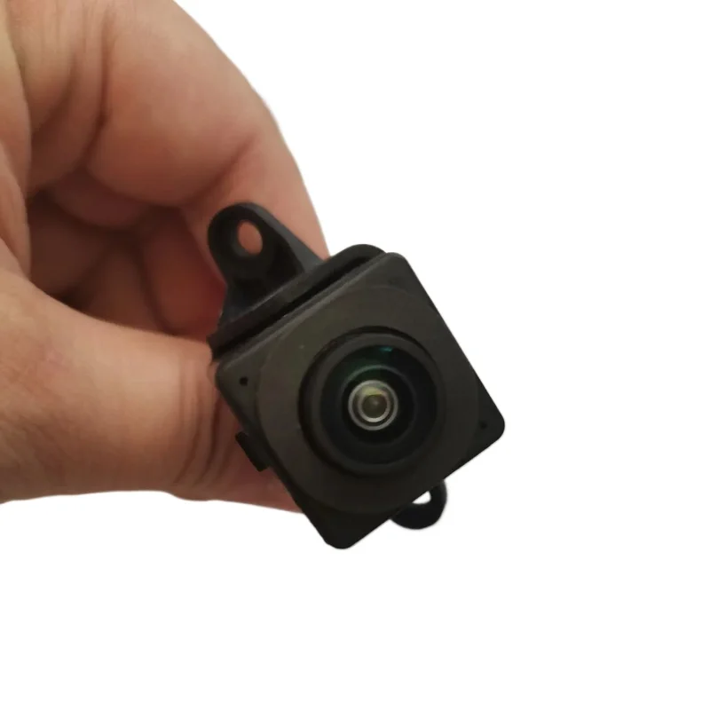 

Rear Reverse Camera Tailgate Camera for SAIC MAXUS T60 T70 C00047770 Rear Reverse Camera for SAIC MAXUS T60 T70 C00047770