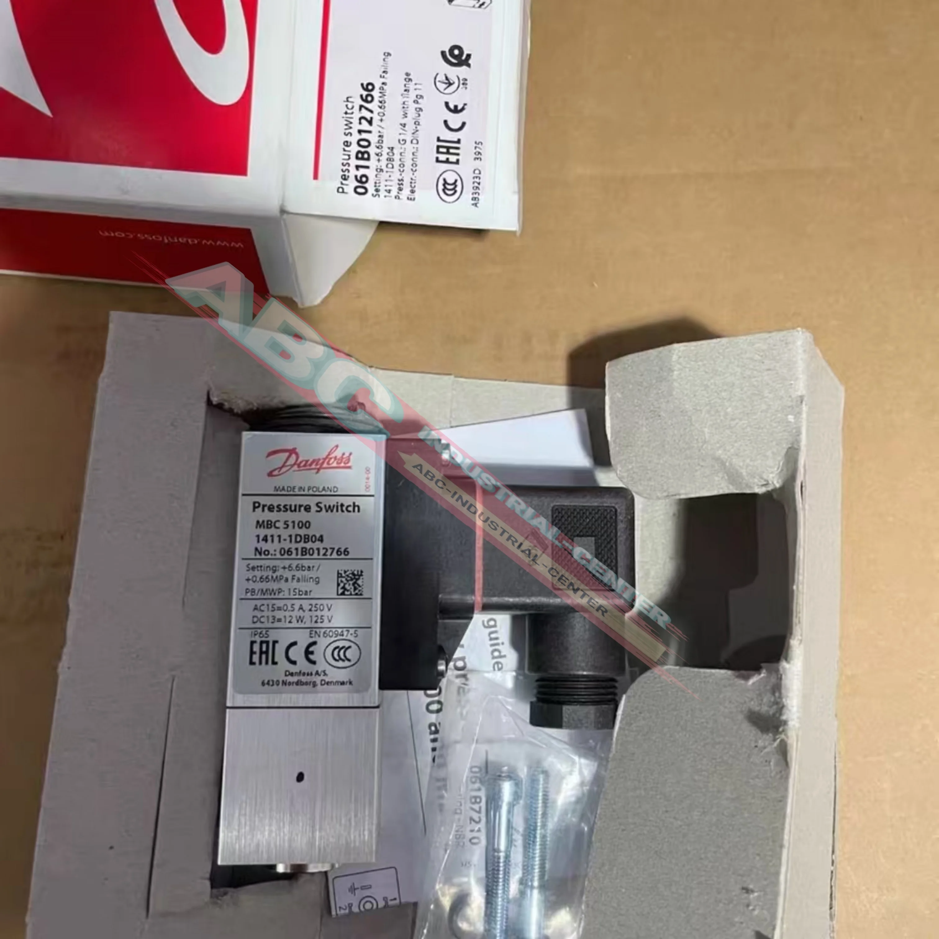 

061B100166 MBC5100 brand pressure sensor 061B100266 MBC5100 new