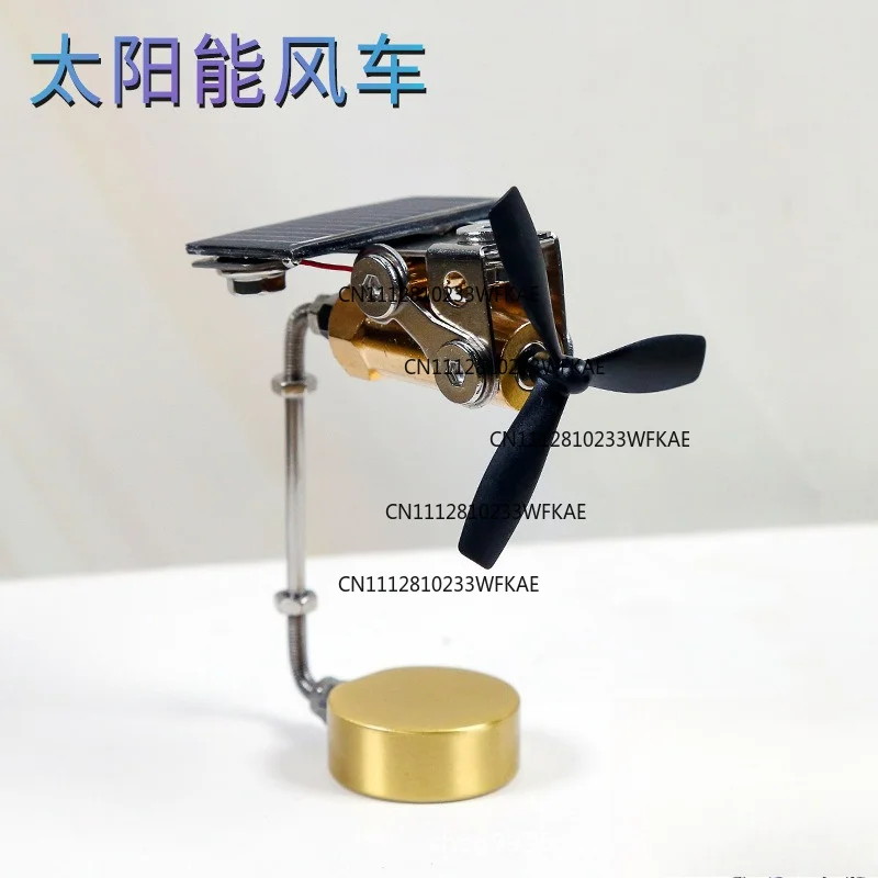 Adorno solar avanzado para coche, modelo de metal, joyería, abanico decorativo creativo para hombres