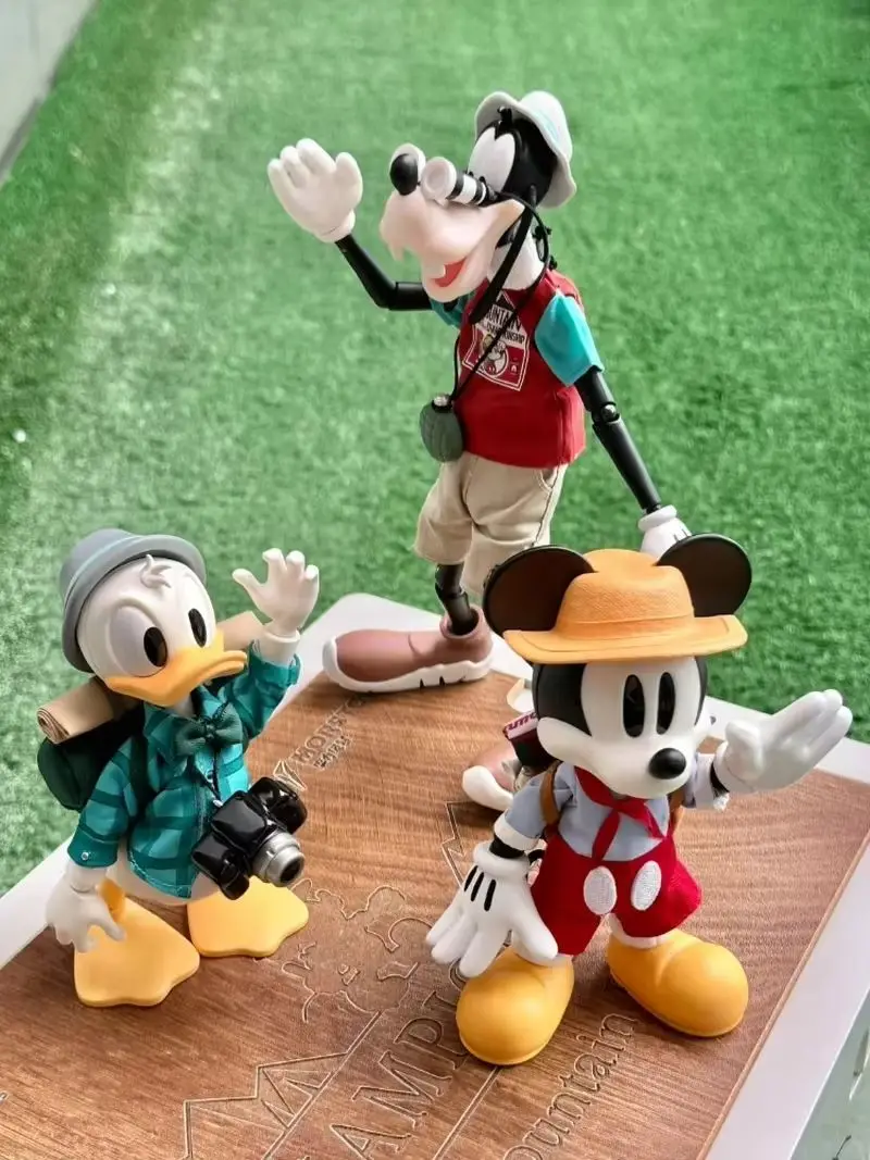 Original Disney City Escape Plan Camping Figure Donald Duck Goofy Mickey Model Statue Movable Joint Model Model Birthday Gift