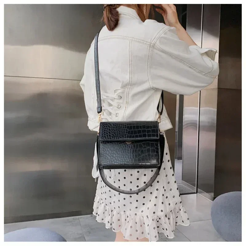 Female 2020 New Fashion Designer Luxury Broadband Square Sling Bag Western Style All-match Stone Pattern Shoulder/Crossbody Bag