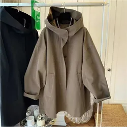 High-grade Maillard retro hooded windbreaker women's spring and autumn new plus size loose long fashion temperament brown coat.