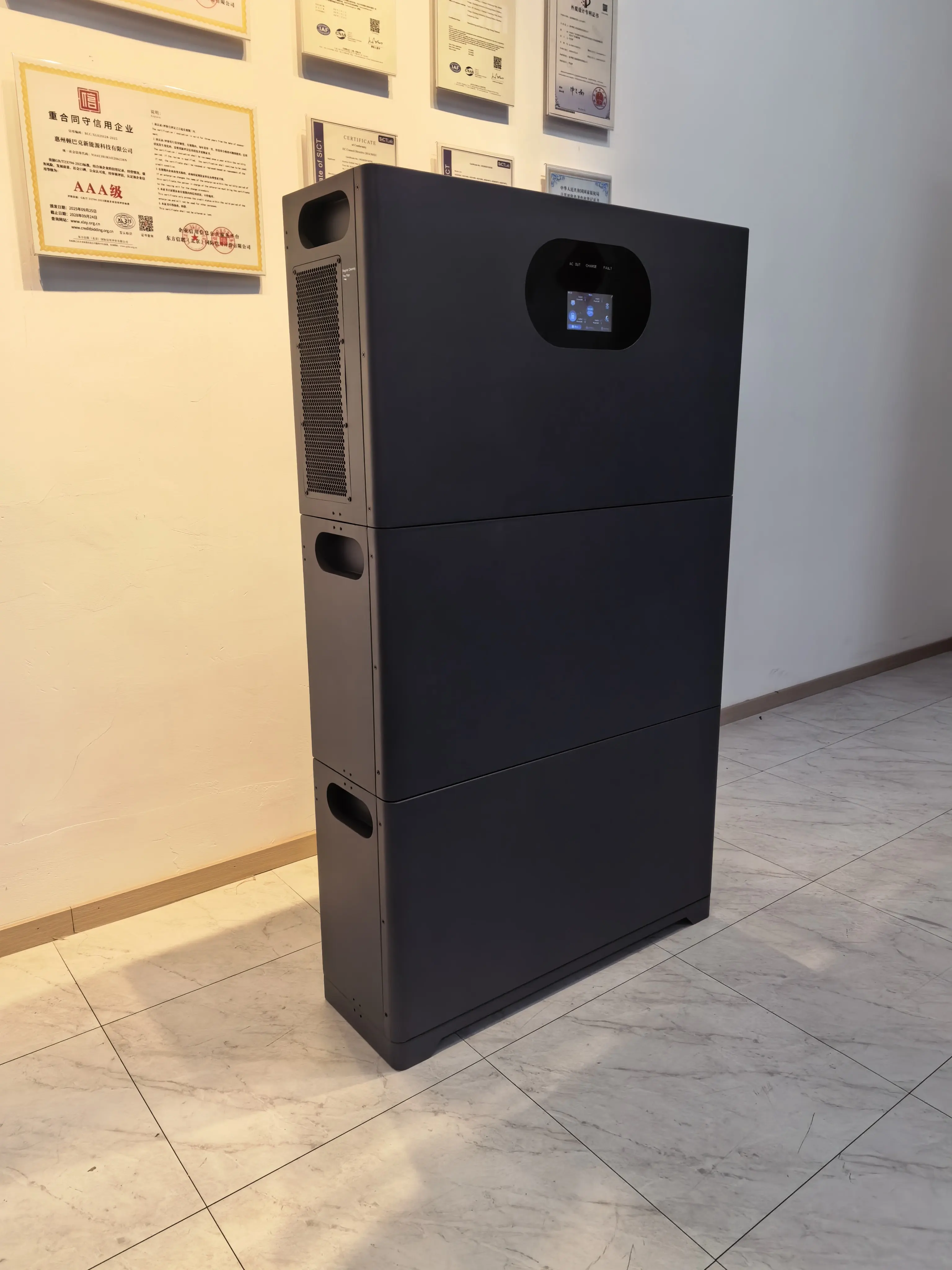 Stackable All-in-One Home Energy Storage System, 120/240V Split Phase Solar Inverter with BMS EMS for North American Homes