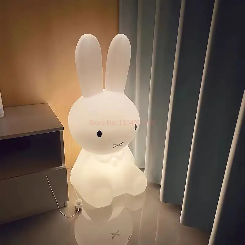 Hot New Creative Rabbit Bear Bedroom Bedhead Nightlight Ins Rechargeable Table Lamp Bedroom Children Bedside Toy Christmas Gifts