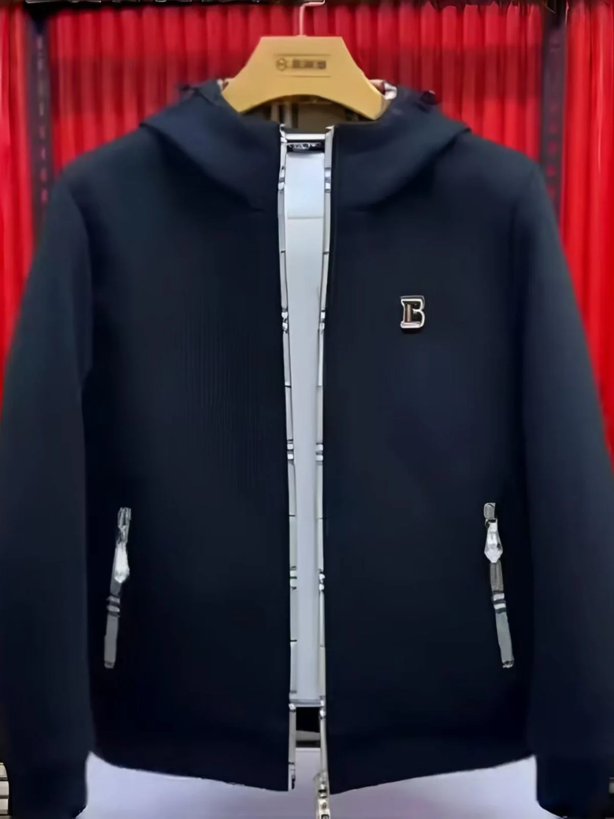 

Men's Casual Hooded Jaet Thiened Cotton Added High Quali Faionable Urban Sle Long Sve Regular Fit Youth Coat