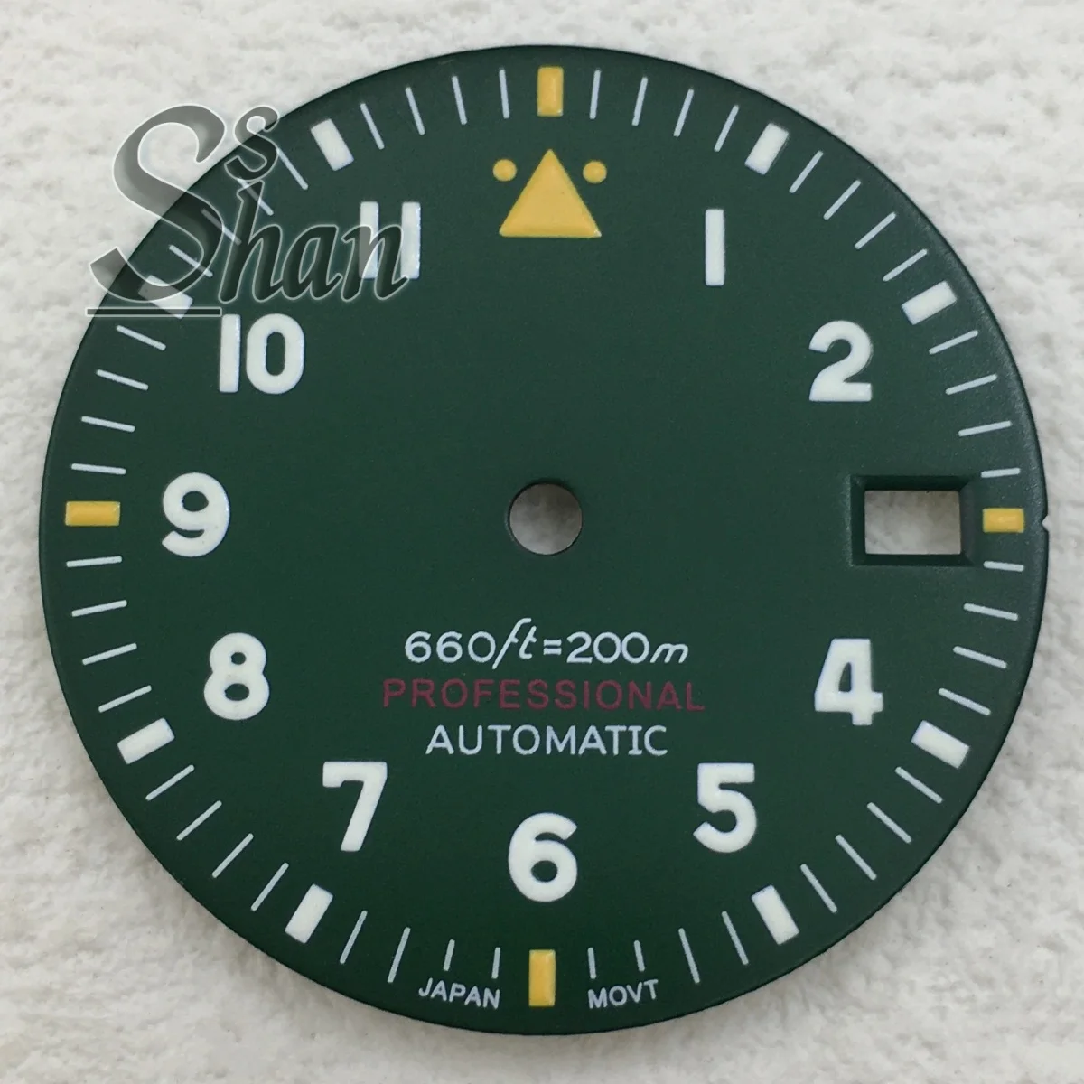 

29mm pilot's watch dial with green luminous is suitable for NH34 NH35 NH36 movements and is available in black white blue green