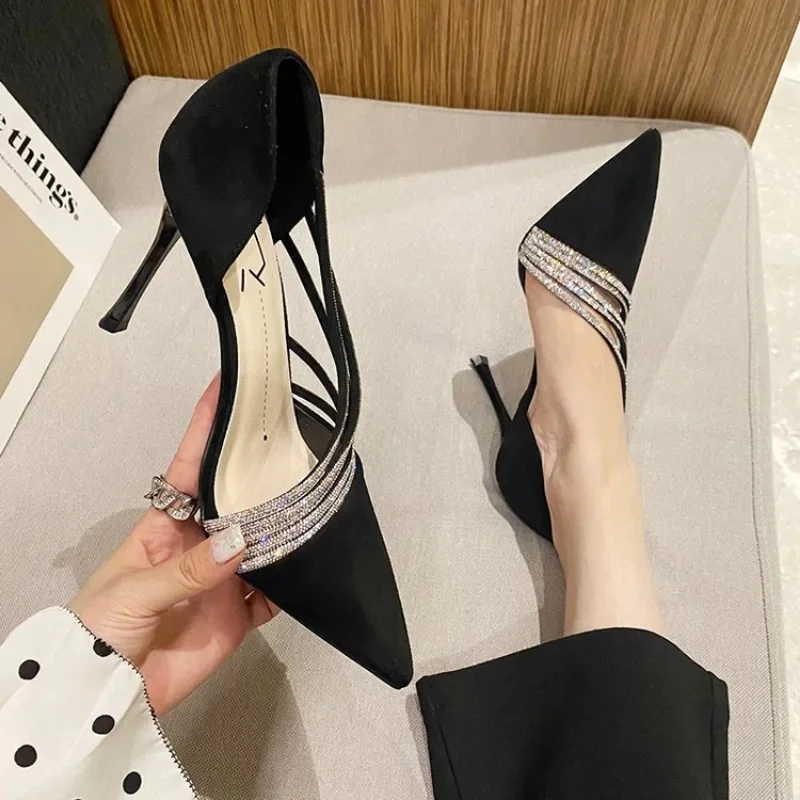 2023 wiosna luksusowe kobiety Rhinestone szpilki wysokie czรณลenka Scarpins projektant Lady czarne obcasy wesele buty na bal maturalny