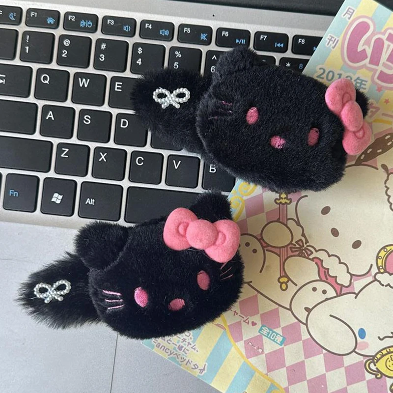 Мультяшная челка Sanrio, боковой зажим, Милая Черная плюшевая заколка для волос с жемчужным бантом Hello Kitty Cat, аксессуары для волос, подарки для девочек