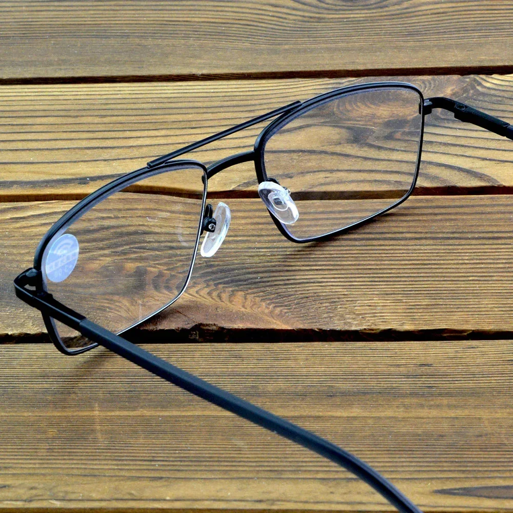Black Rectangular Metal Reading Glasses Men Anti Blue Light with Rubber Tips and Clear Lenses Reading Glasses Women +0.75 to +