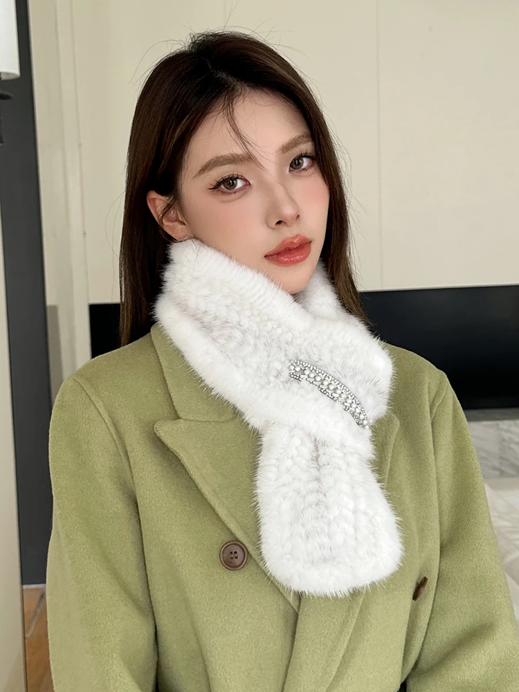 Women Winter Warm Mink Fur Scarf Thicken Soft Plush Cross Knitted Scarf Real Mink Fur Ring Scarves Neck Warmer Fur Neckerchief