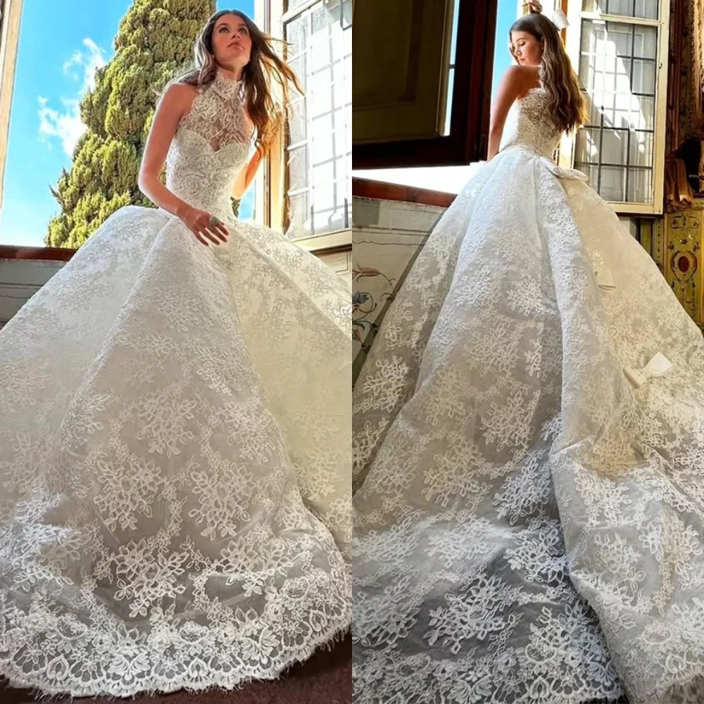 

Customized Exquisite White Lace Wedding Dress Elegant Halter Sleeveless Bridal Gowns Chapel Train Zipper Back Vestido De Novia