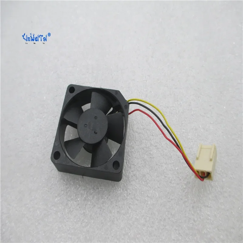 YINWEITAI Free Shipping CPU FAN For MC35101V2-0000-G99  KD1235PFB2-8 3510 35X35X10MM 3.5CM 12V Cooling Fan