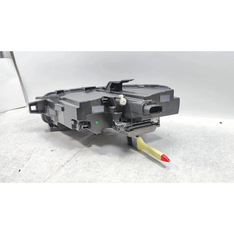 صنع في الصين Hon-gqi سيارة LED كشافات شعاع هندسي الأصلي كشافات الجمعية تفكيك جزء نظام الإضاءة H9