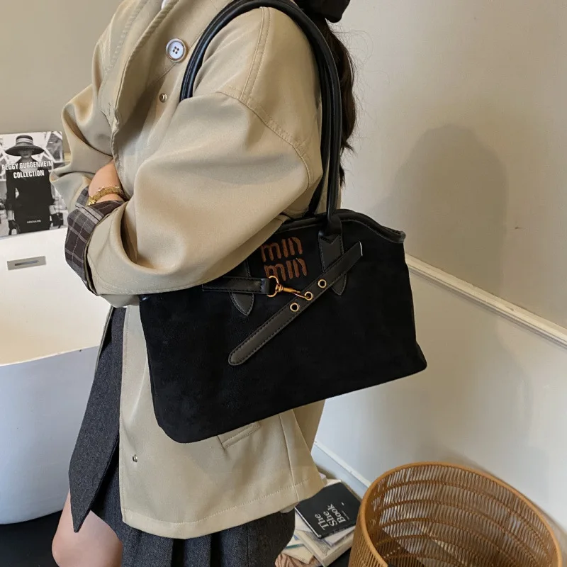 

Autumn Winter Tote Bag for Women Versatile Shoulder Bag with Top Handle, Casual Crossbody Purse for Daily Commute, Minimalist