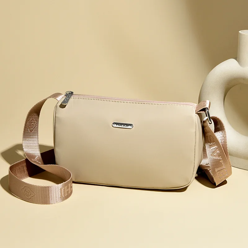 

2025 New Minimalist Square Bag for Women, Casual Shoulder Crossbody Purse, Compact Top Handle Handbag, Chic & Versatile​