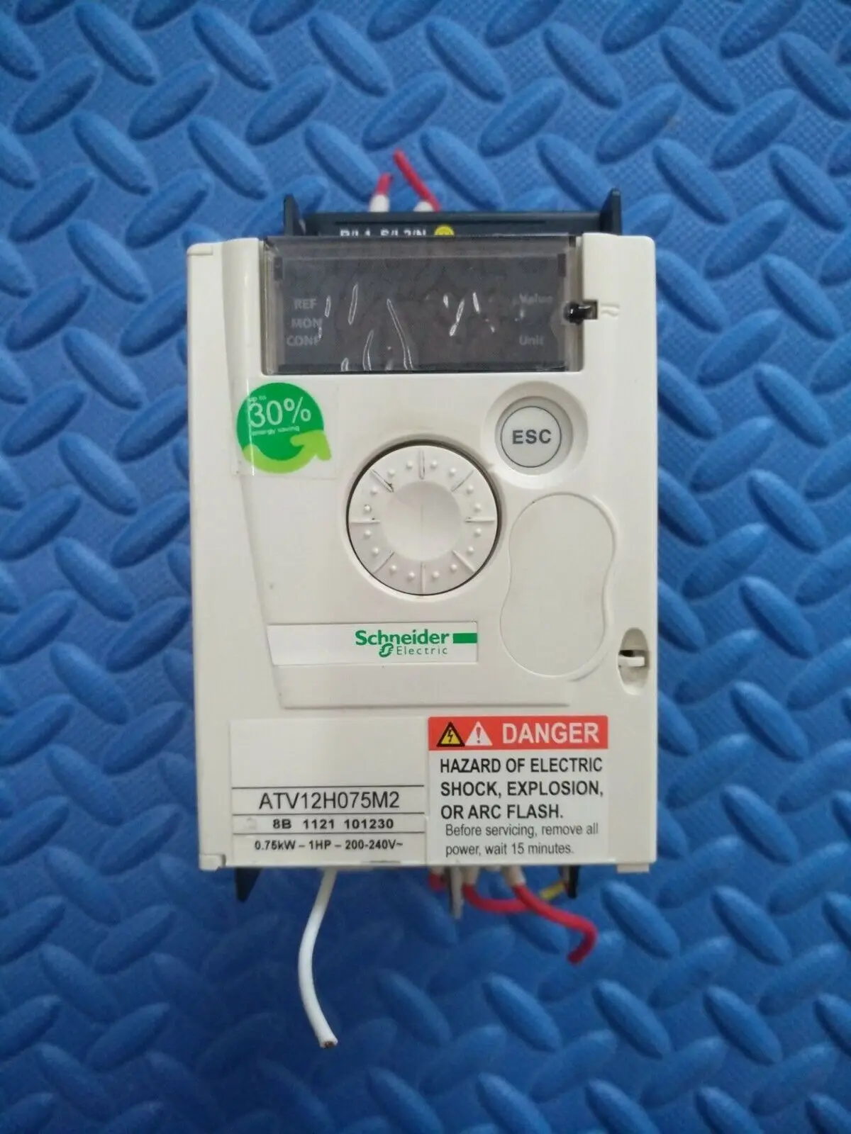 1pcs Used Schneider inverter ATV12H075M2 0.75KW 220V