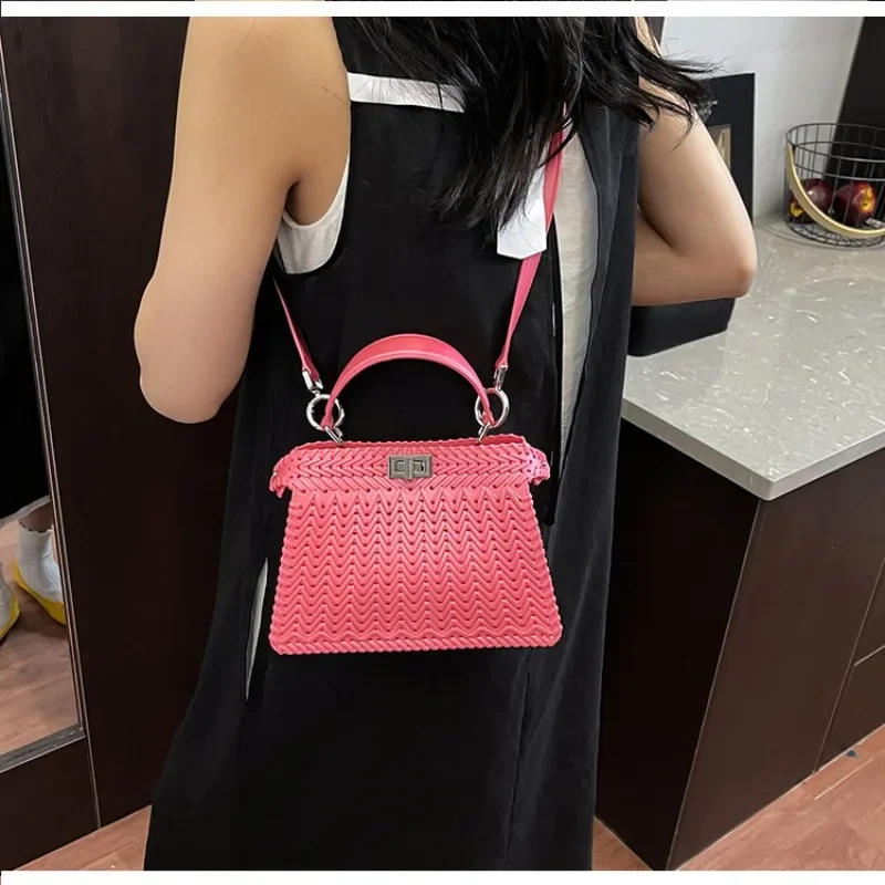 

Trendy Woven Shoulder Bag - 2025 Cat-Inspired Crossbody Purse, Fashion Braided Handbag