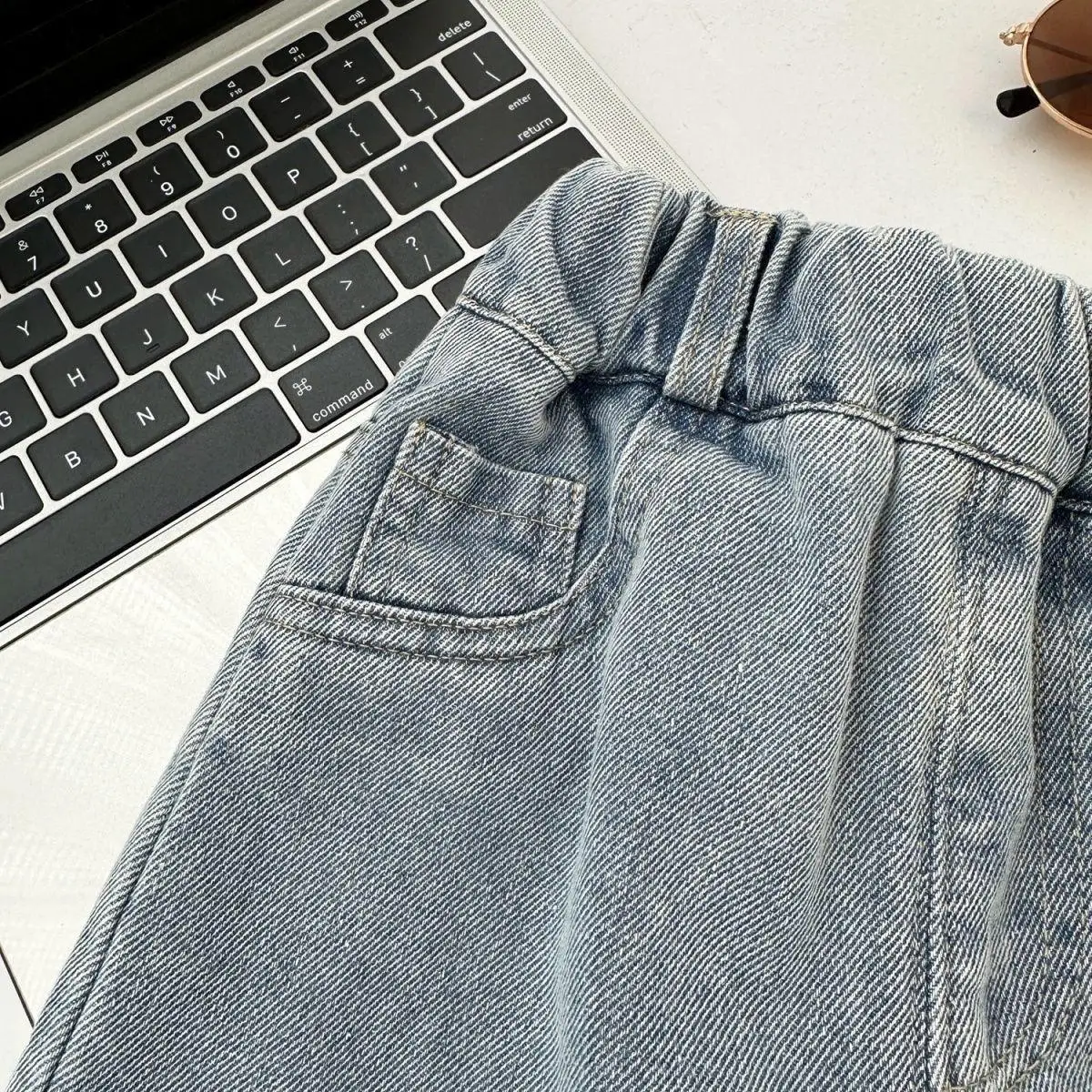 Wholesale Childrens Pants Fun Cartoon Print Patch Pocket Boys Jeans Elastic Waist Loose Denim Trousers