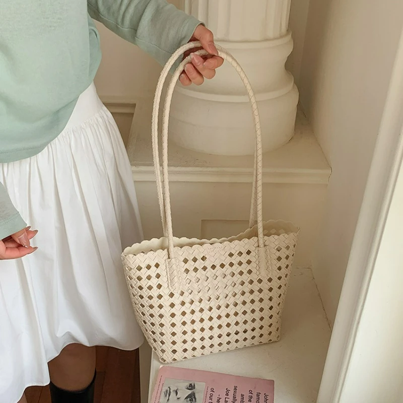 Fashionable Lightweight Mesh-woven Bag, Women's Beach Vacation Single-shoulder Bag, Trendy Versatile Large-capacity Tote Bag