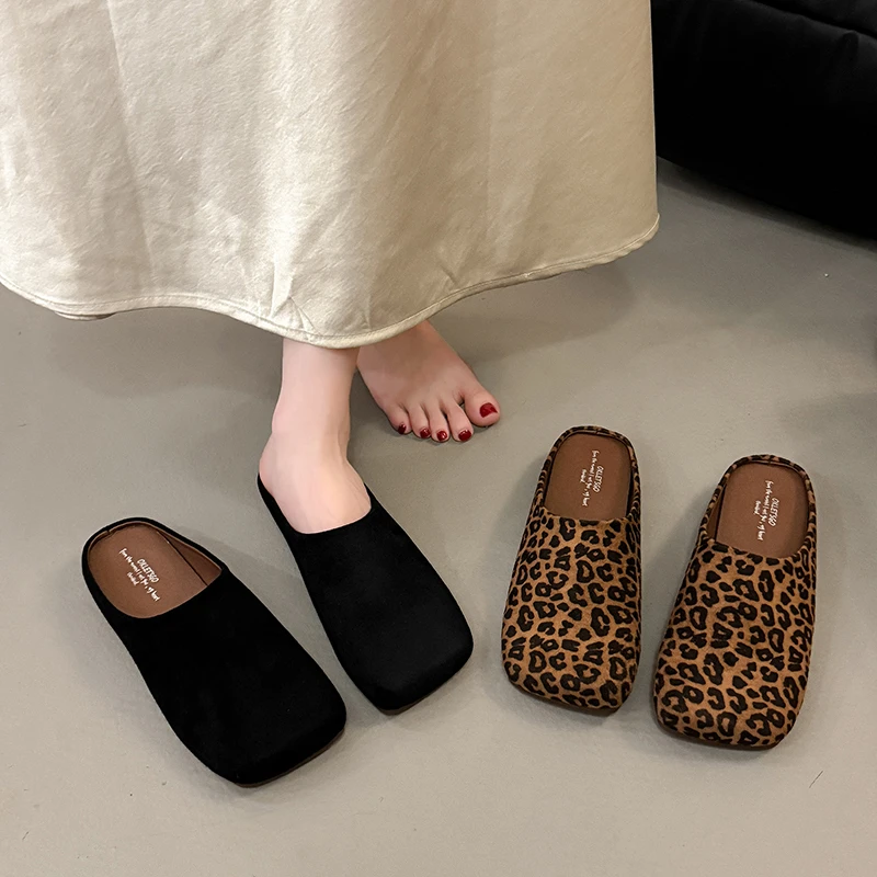 Women's 2026 New Fashion Leopard Decorative Casual Flat Slippers Spring and Autumn Retro Anti-slip Comfortable Baotou Slippers