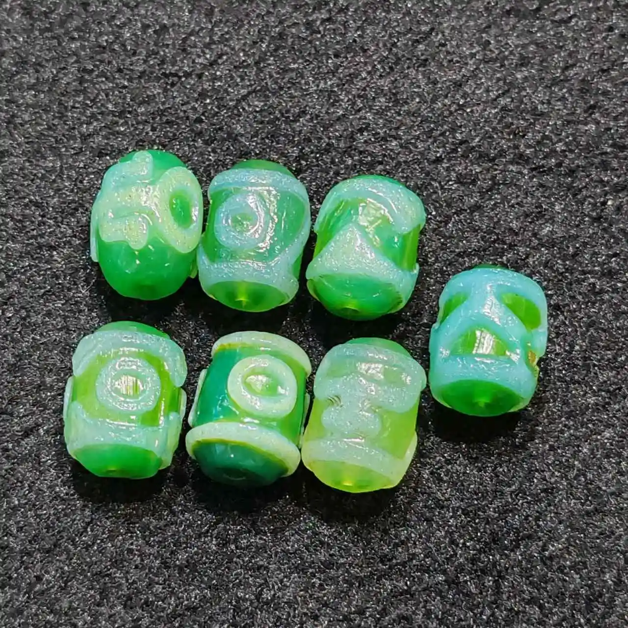 Tibetan Natural Agate Carving Dzi Green Meat Etched Multi totem Tianzhu Ethnic Necklace Pendant DIY Accessories 10/pack