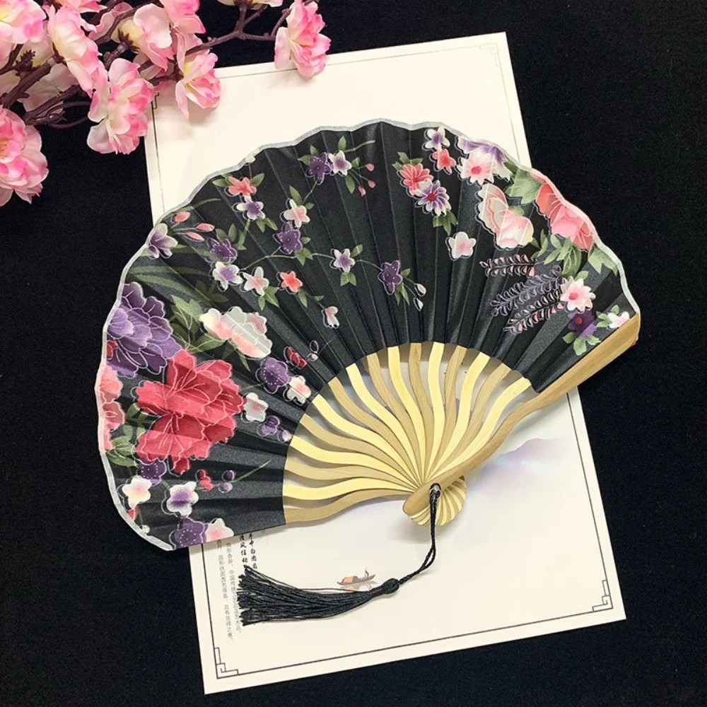 1 ud. Abanico Plegable Retro Chino con Diseño de Concha y Flores, de Tela de Seda Hilada, Abanico de Mano para Danza, Hanfu, Cheongsam, Abanico Artístico con Flecos y Varillas Curvas