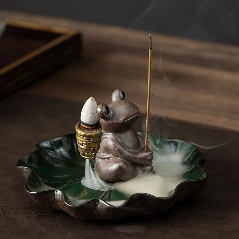 

Ceramic reverse flow incense burner, frog, elephant, rabbit thread, incense insert, incense holder, incense holder, household de