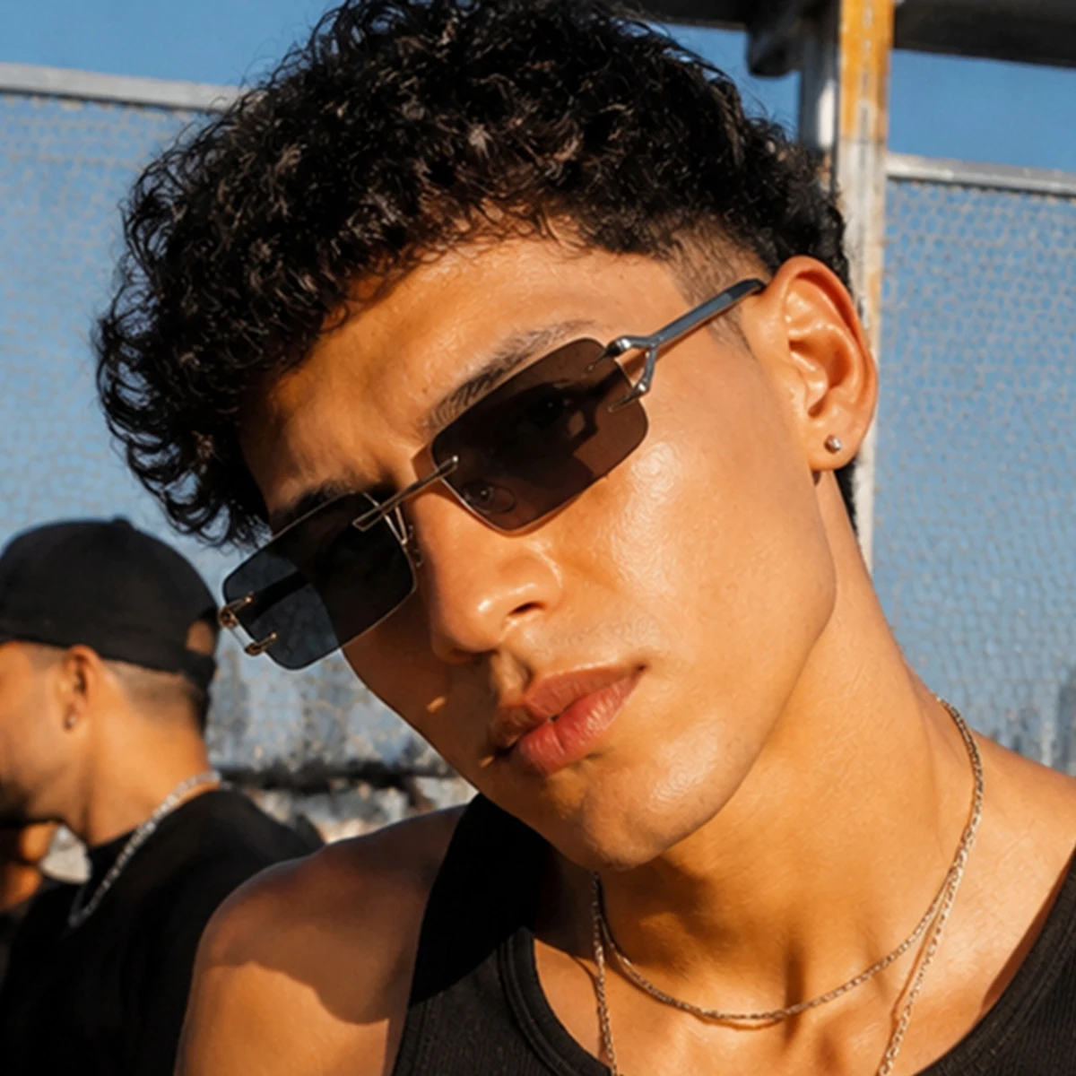 1 Pair of Men's Metal Rectangular Frameless Glasses with Unique Devil Claw Temple Decorations, European and American Fashion, Simple and Suitable for Both Men and Women