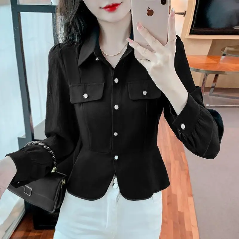 Spring New Style Temperament Lapel Spliced Chiffon Long Sleeved Shirt for Women with a Cinched Waist and Slimming Top