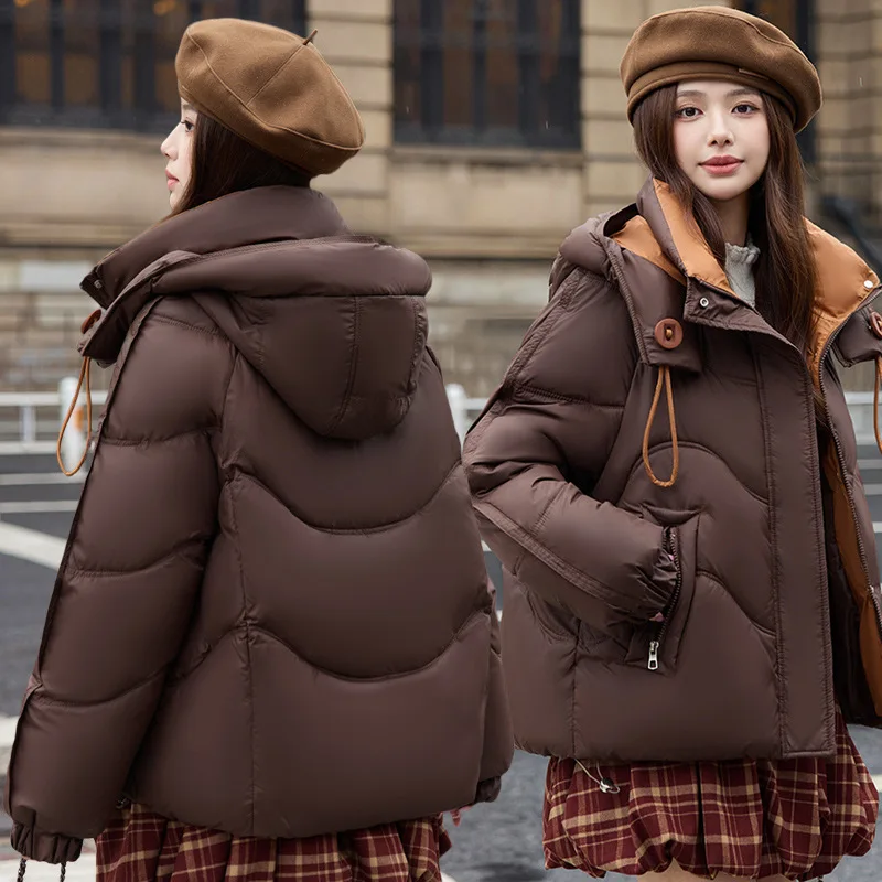 PinkyIsBlack 2025 New Contrast Color Hooded Winter Jacket Women's Drawstring Thickened Bread Jacket Short Cotton Padded Outwear