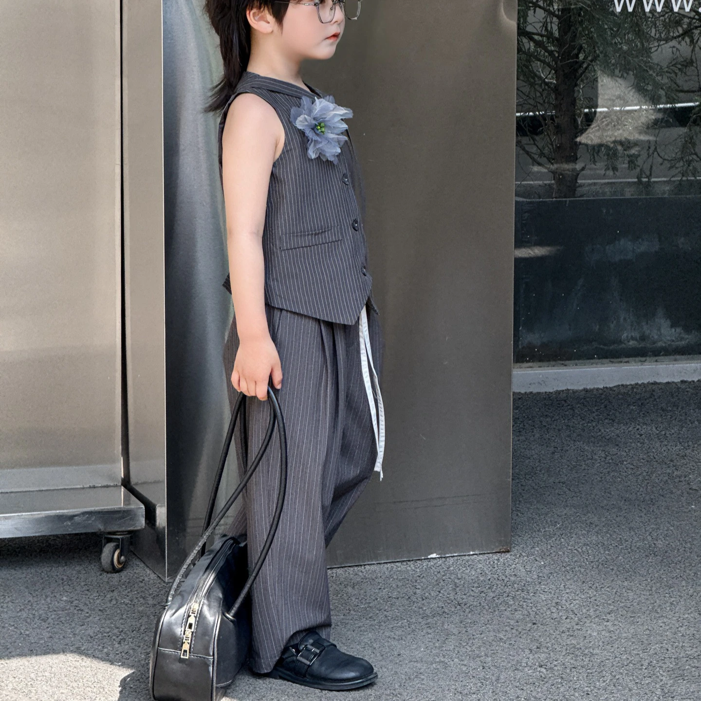 Boys' Suit 2026 Spring/summer New Childrens Clothes Boys Baby Grey Striped Vest Trousers Gradient Corsage Three-piece Set